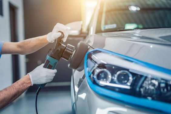Porsche detailing polishing